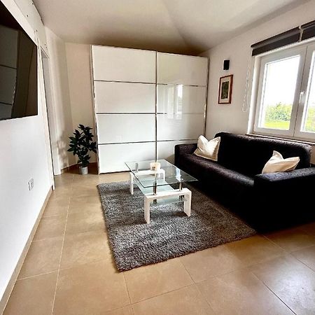 App Sunny Umag Lägenhet Exteriör bild